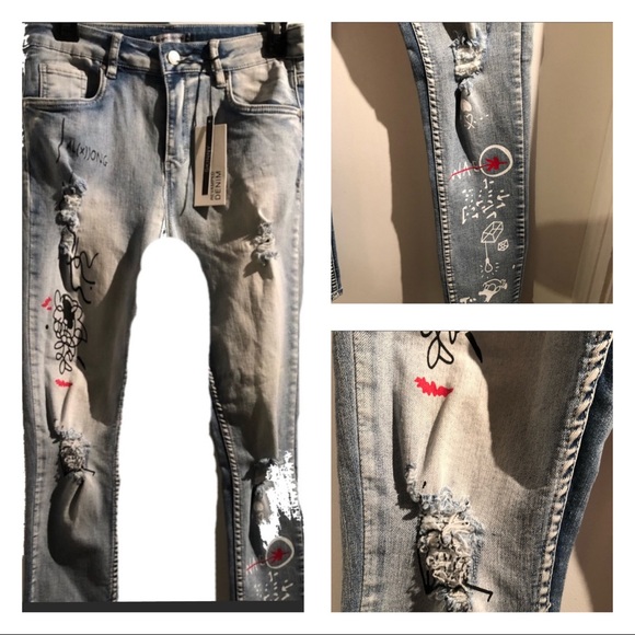 Denim - NWT Skinny REVAMPED Distressed Jeans...sooo cool😎